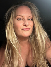 Nikki Cox Kuraby Escorts