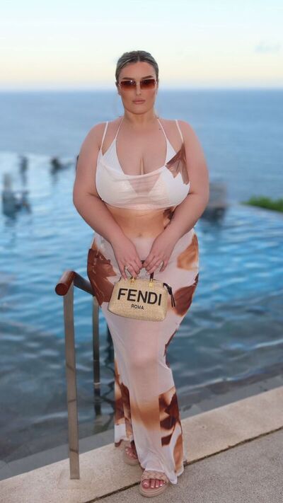 Honey Luxe Canberra Escorts 2