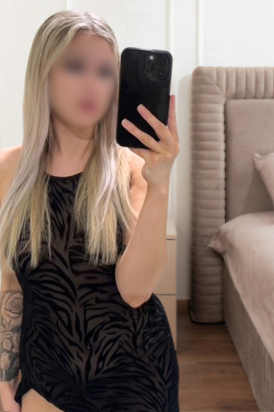 Isabell Knight - Elite Bisexual Escort, Touring - Langtrees VIP Brothel & Escorts, Canberra ACT