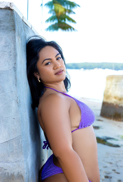 Leilani Lei Canberra Escorts 3