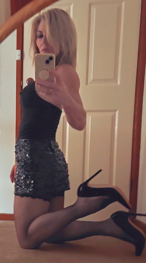 Silver fox Canberra Escorts 3