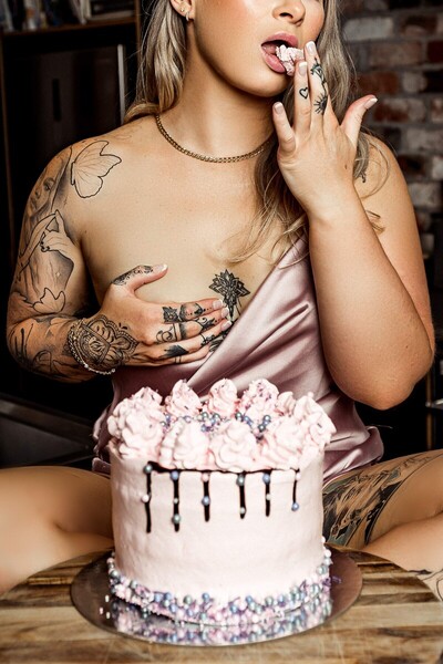 Jamie Jackson - My signature Photo