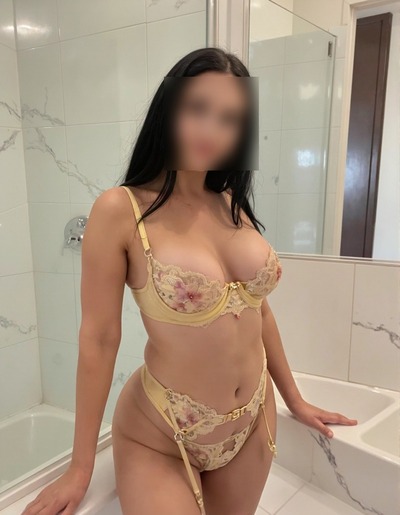 Adriana Dia Perth Escorts 8