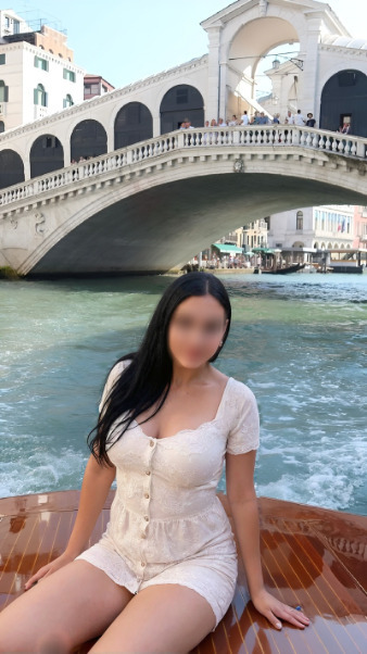 Adriana Dia Perth Escorts 11