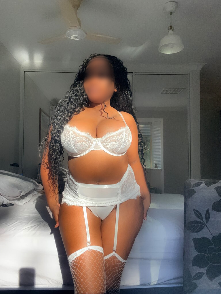 Mimi Woods Perth Escorts 2