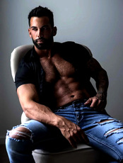 Jaxon Reeves is the hottest male escort in Perth. He will be able to fulfil whatever you desire. Tou Perth Male Escorts