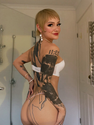 Lana - Petite and Sweet Escort, Harlots Premier Brothel and Elite Escorts, Canberra ACT