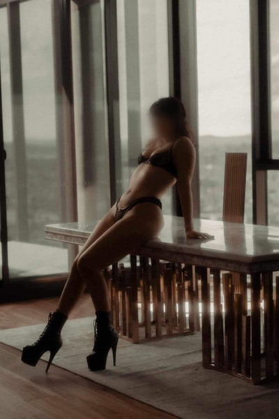 Tori Ryan -  Elite Bisexual Escort - Harlots Premier Brothel & Escorts - Canberra, ACT