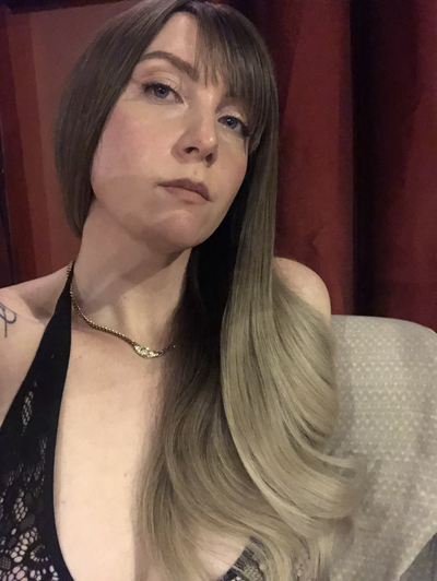 Julia - Elite Harlots Escort - Canberra, ACT