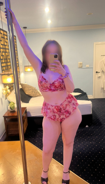 Layla - Curvaceous Bisexual Escort - Exclusive to Harlots 5-star Brothel and Elite Escorts, Canberra ACT