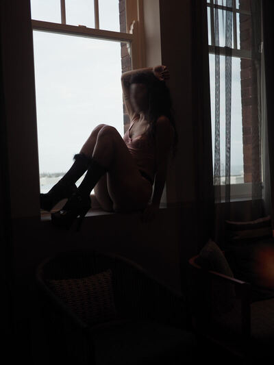 Mara Canberra Escorts 7