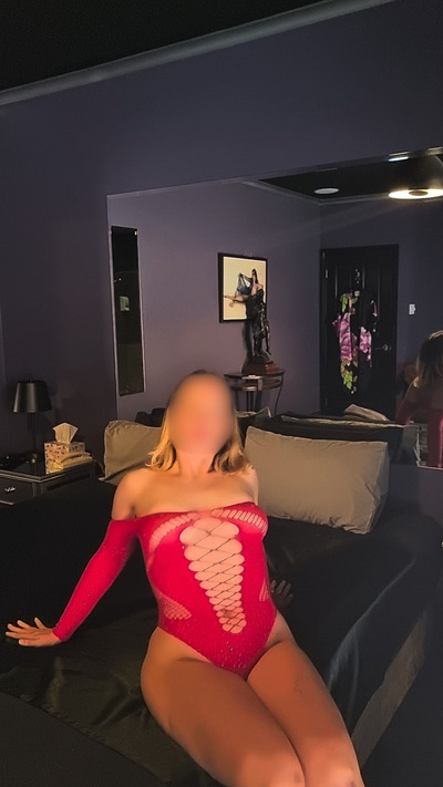 Saffy Canberra Escorts 3