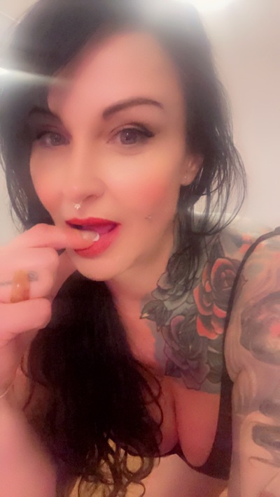 Lacey XOX Darwin Escorts 7