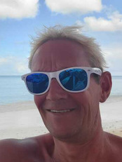 Perky Cam Sunshine Coast Male Escorts