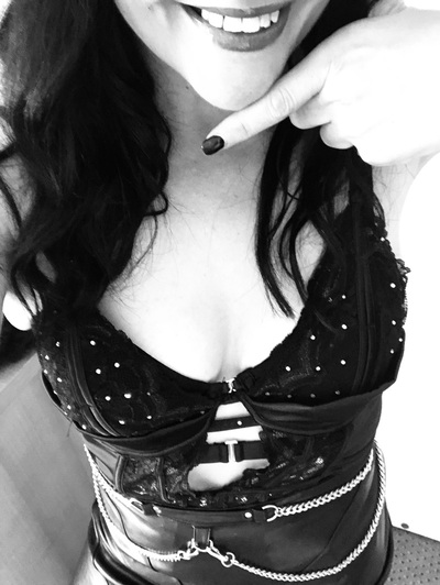 Mistress Jessie Cairns City BDSM Escorts 6