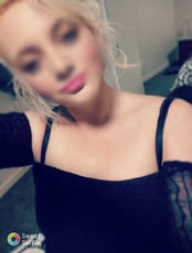 Desyre Perth Escorts