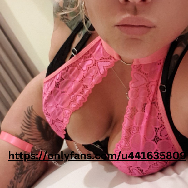 Rhi Rhi Wollongong Escorts 4