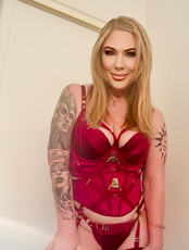 Blondebomb01 Geelong Escorts