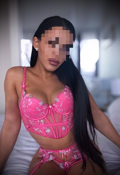 Reine Sydney Escorts 5