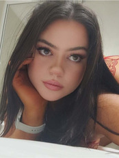 cherry marie Wollongong Escorts