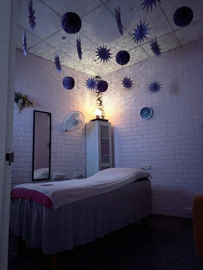 Ella Yuan Padbury Massage Studio 12