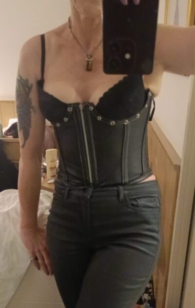 Milf Shelli Brisbane City Escorts 3