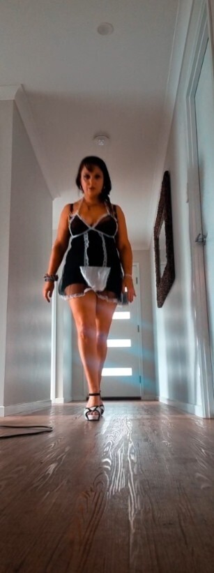 April May Giggle - Elite Bisexual BDSM Escort Mooloolaba QLD