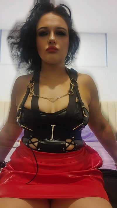 April May Giggle - Elite Bisexual BDSM Escort Mooloolaba QLD
