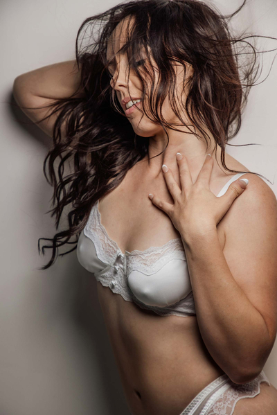 Evie Elysian Greensborough Escorts 10