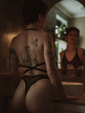 Max Fae Perth Escorts