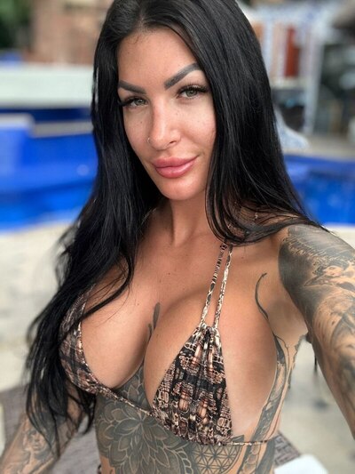 Goddess Damazonia - Elite BDSM Bisexual Dominatrix Escort, Bankstown NSW